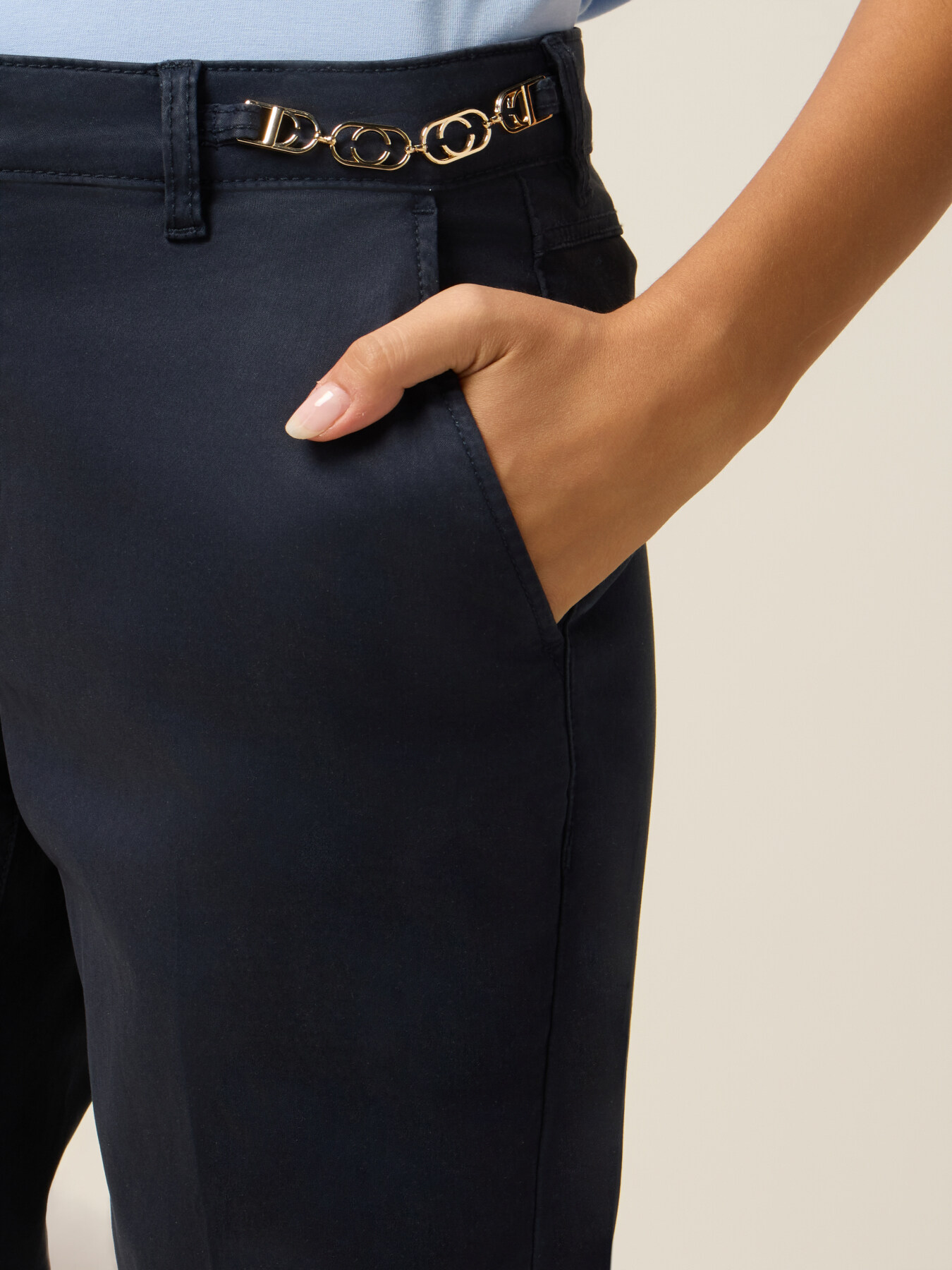 Pantaloni chinos din bumbac-lyocell image number 2