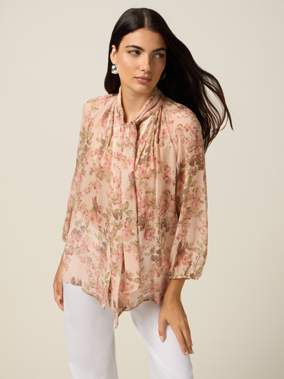 Chemise en viscose &agrave; motifs