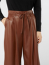 Pantaloni cropped effetto pelle image number 2