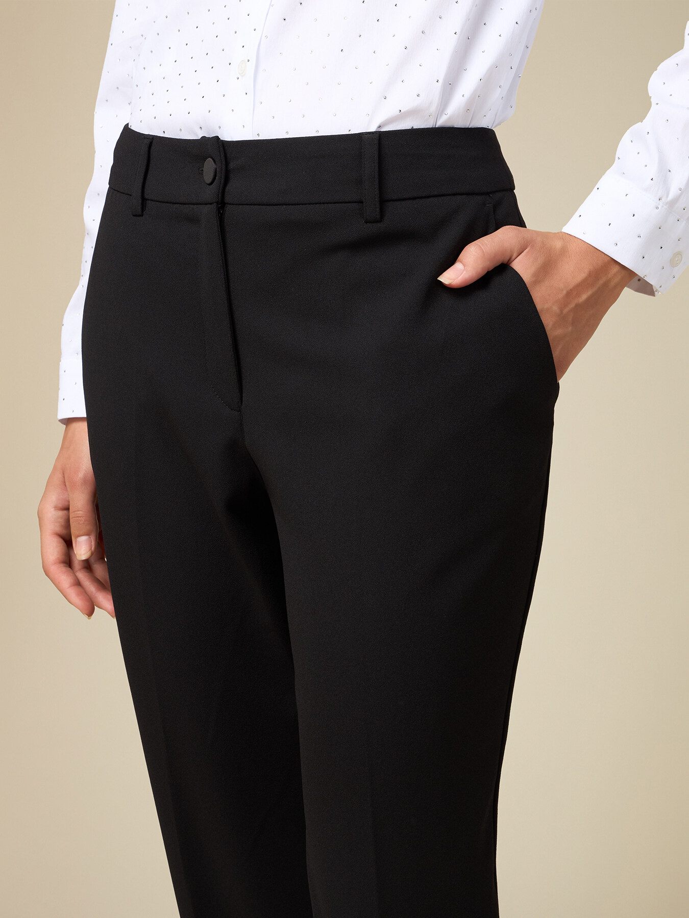 Pantalon en cr&ecirc;pe de n&eacute;opr&egrave;ne image number 2