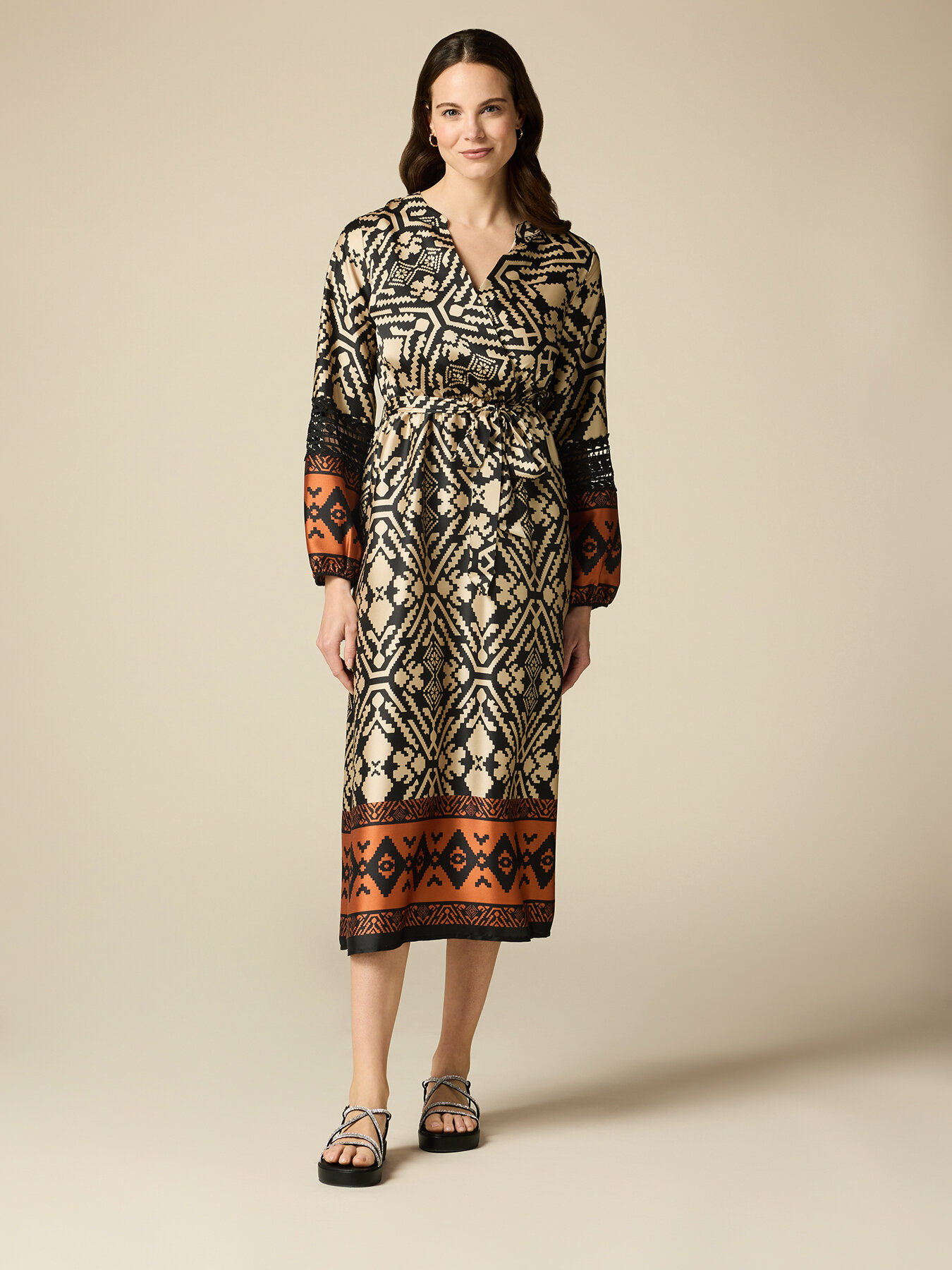 Robe longue à motif ethnique image number 3