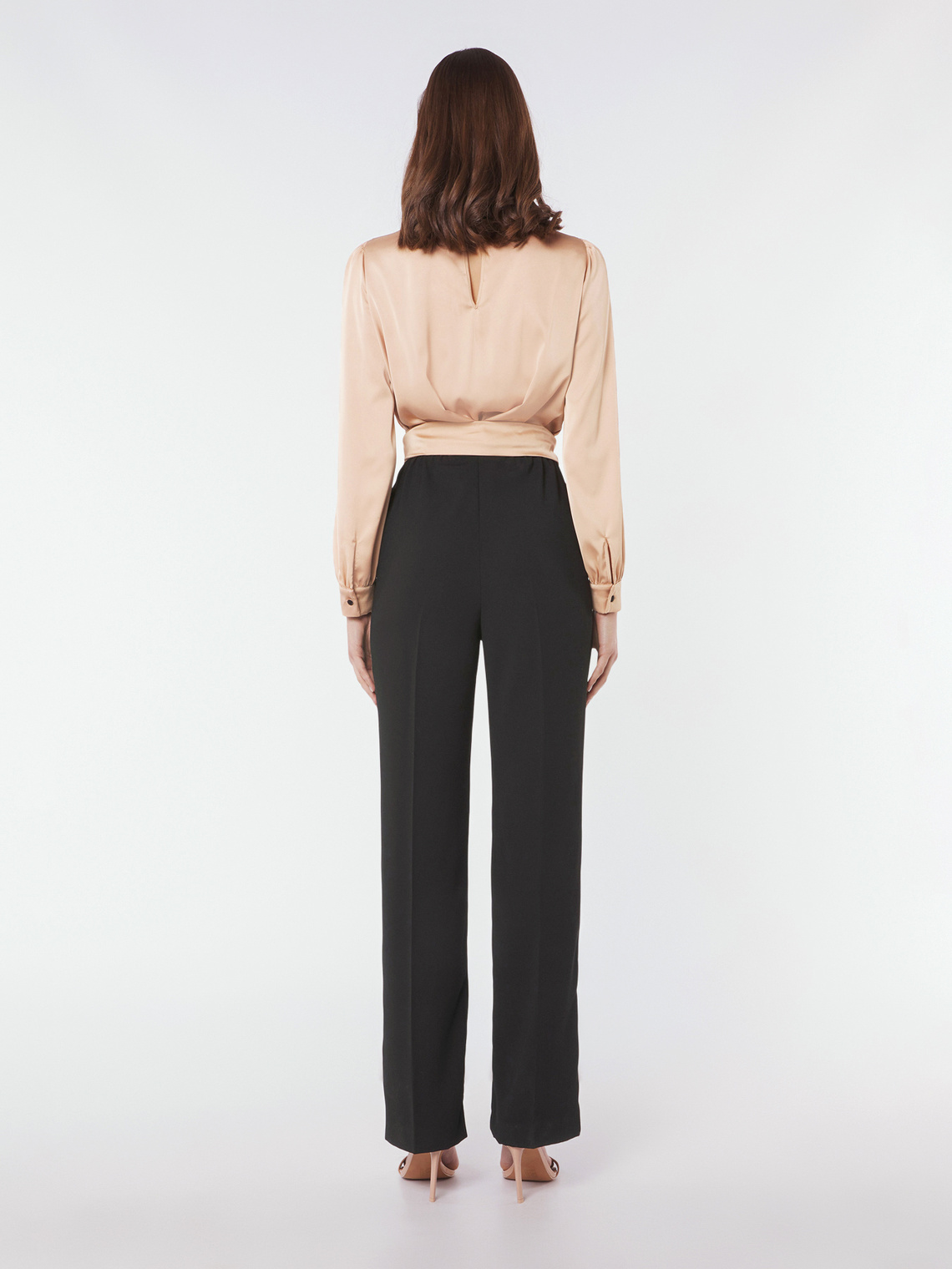 Tuta bicolor - Oltre.com