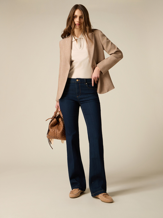 Flare jeans in rinse wash