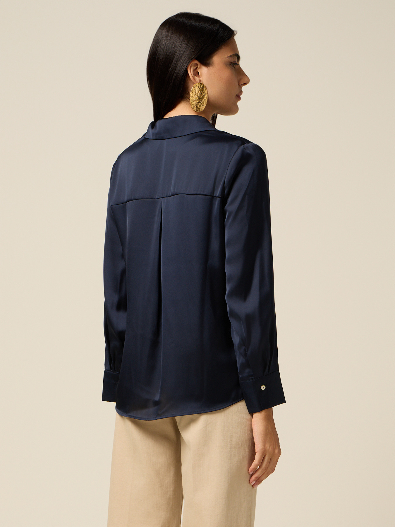 Satin shirt image number 1