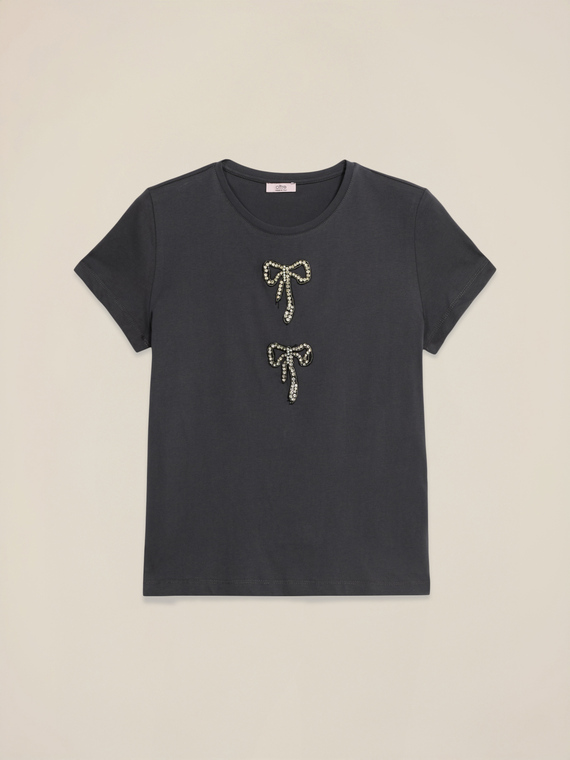 T-Shirt mit Schmuck-Charms