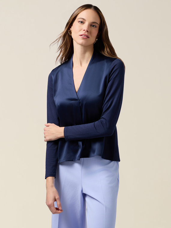 Two-material long sleeve T-shirt