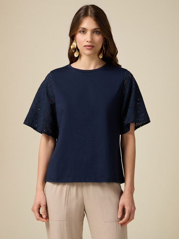 T-shirt with Broderie Anglaise sleeves