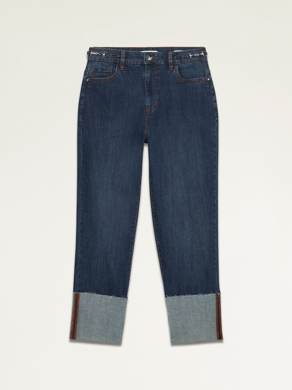 Eco-friendly cropped jeans with oversized turn-ups