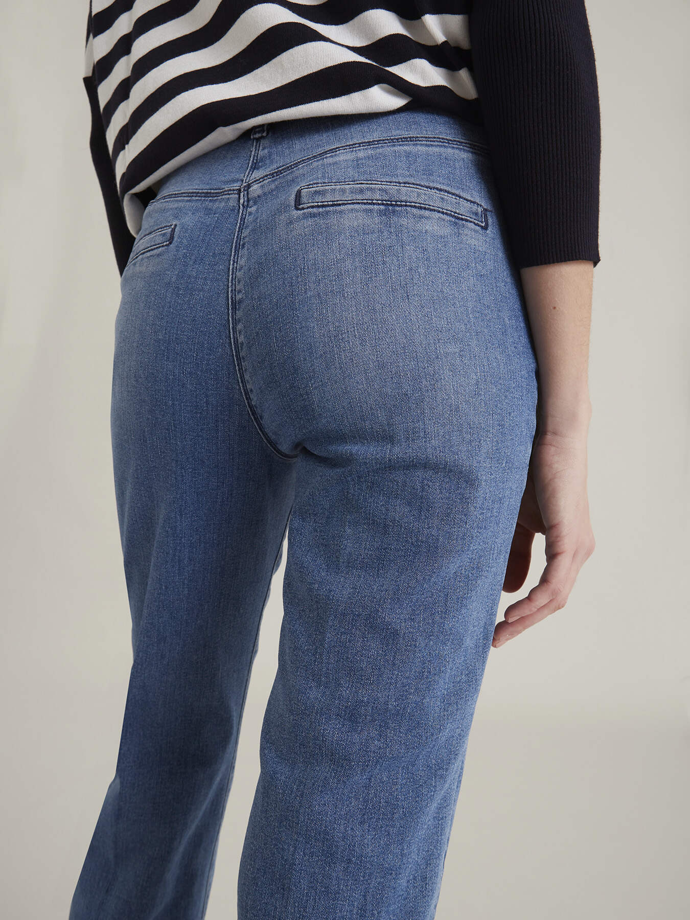 Jeans London mit Schmuckkn&ouml;pfen image number 2