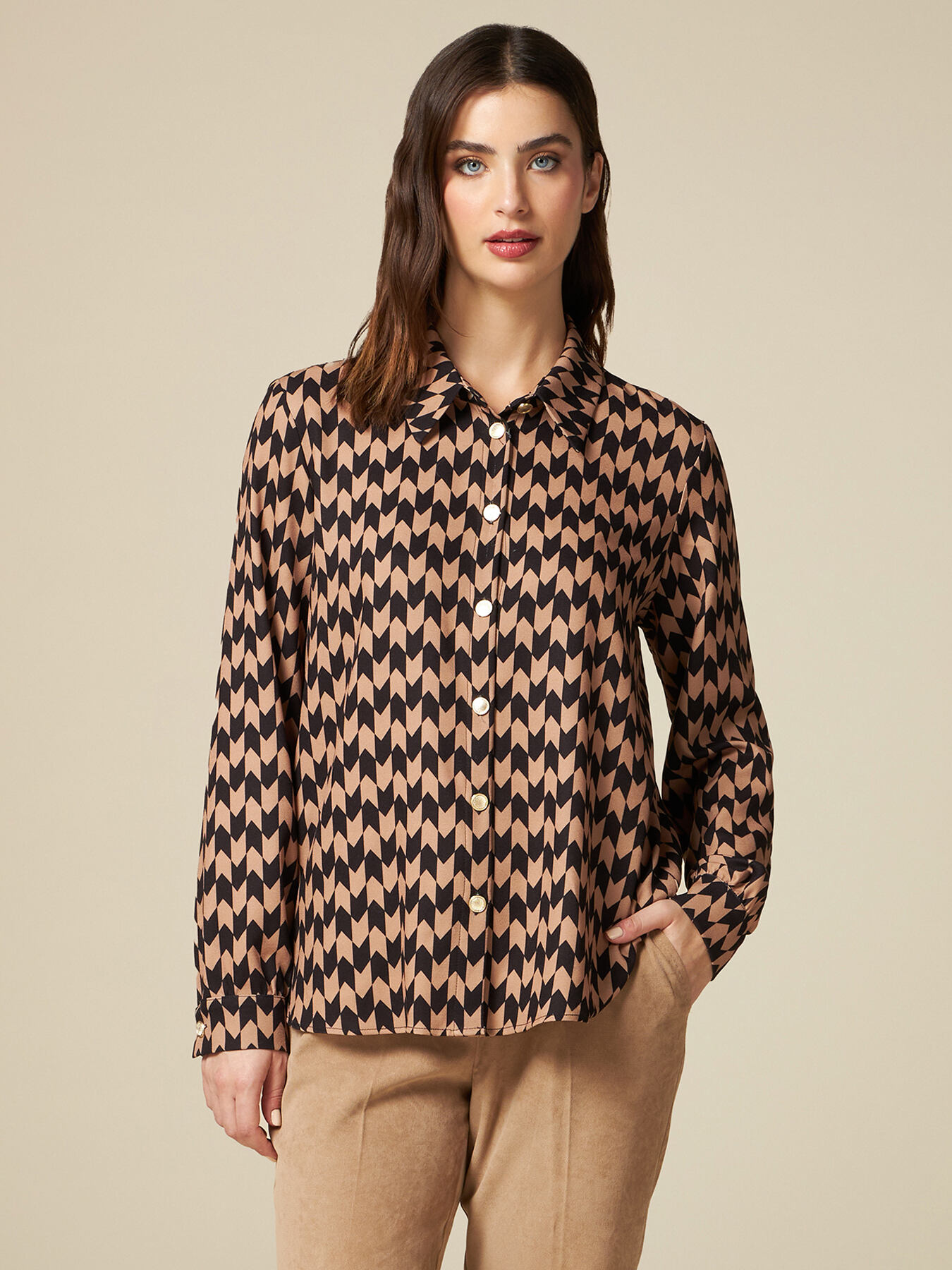 Camicia fantasia geometrica image number 0