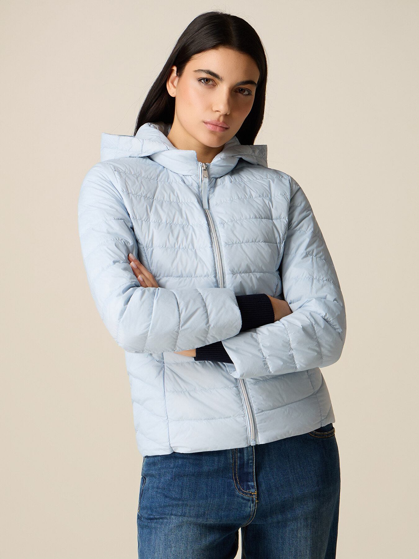 Lightweight down jacket in real feather image number 0