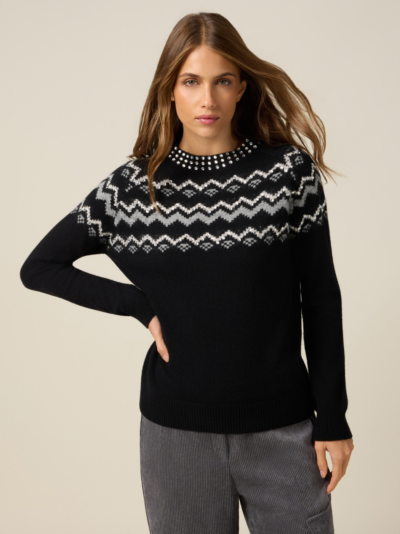 Jacquard-Pullover aus Wollmischung mit Applikationen image number 0