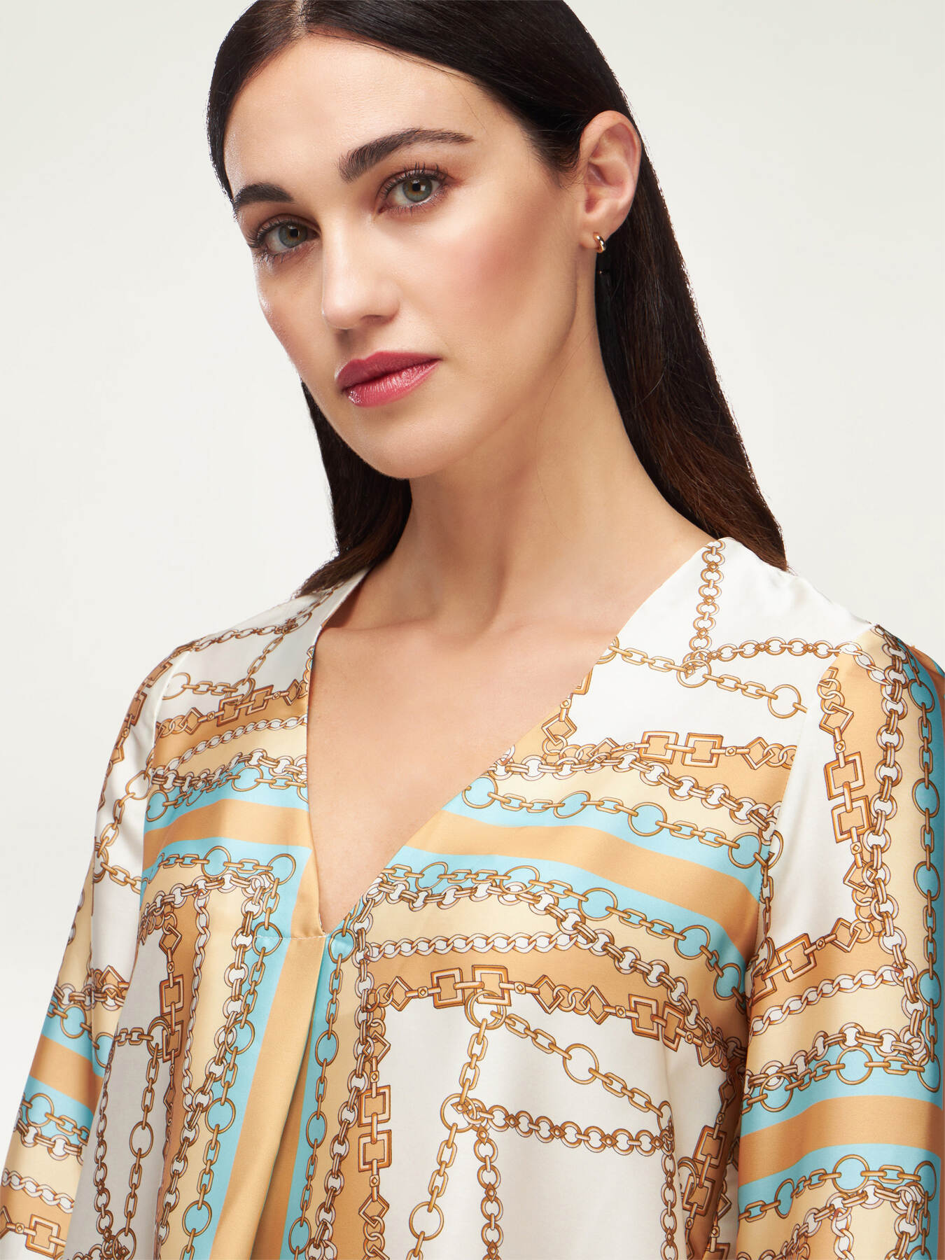 Blusa con estampado fular image number 2