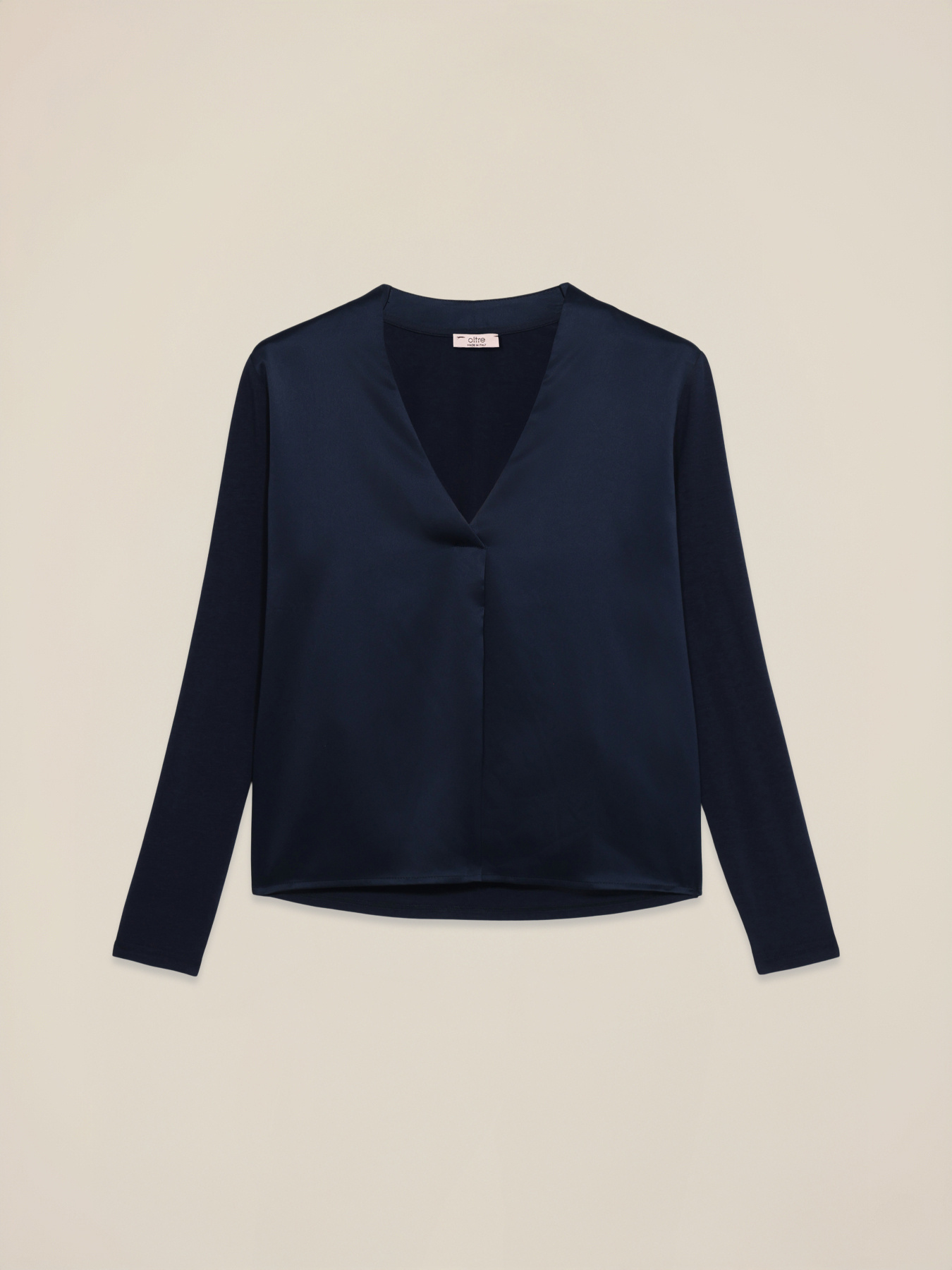 T-shirt bimaterica con scollo a V image number 3