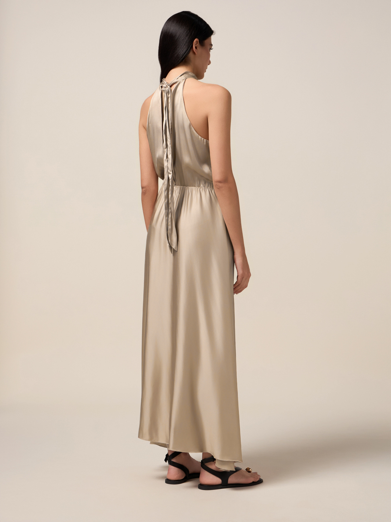 Long satin dress with flower image number 1