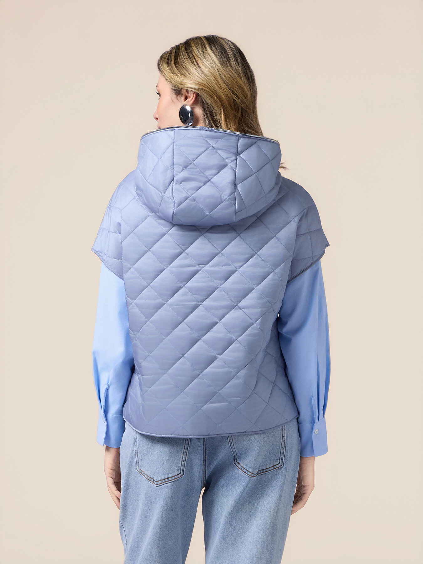 Quilted cape with jersey lining image number 1