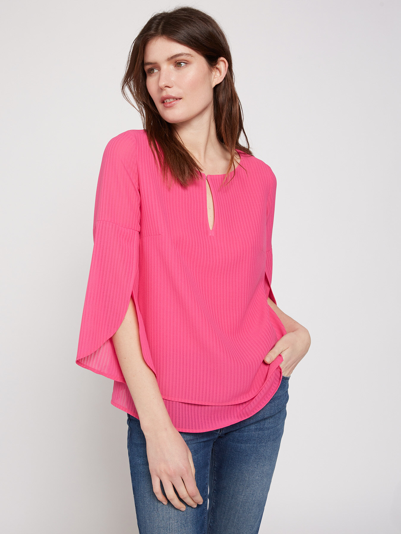 Blusa in tessuto operato image number 0