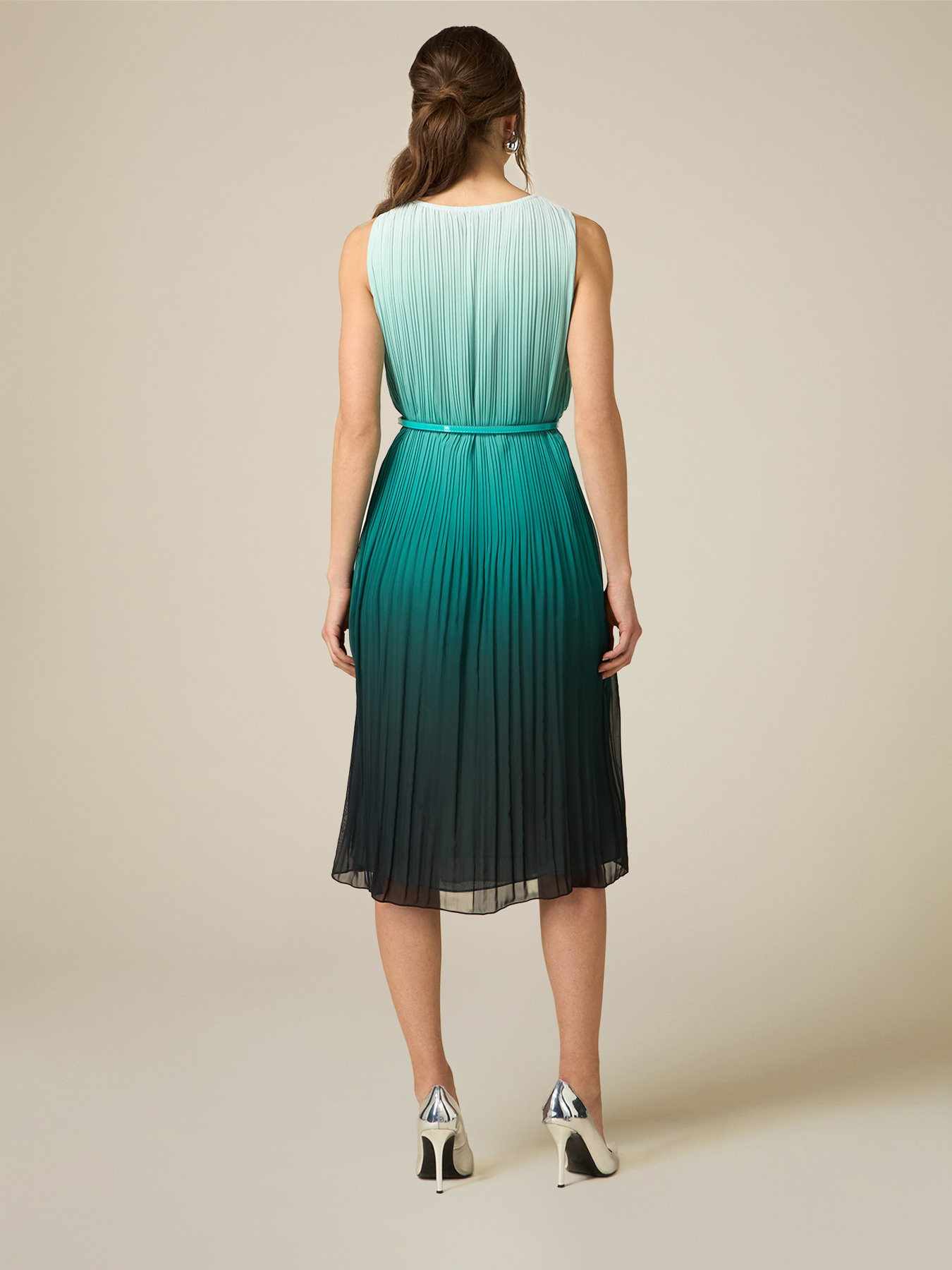 Robe pliss&eacute;e estomp&eacute;e image number 2