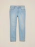Jeans ajustados desgastados con detalle de botones image number 4