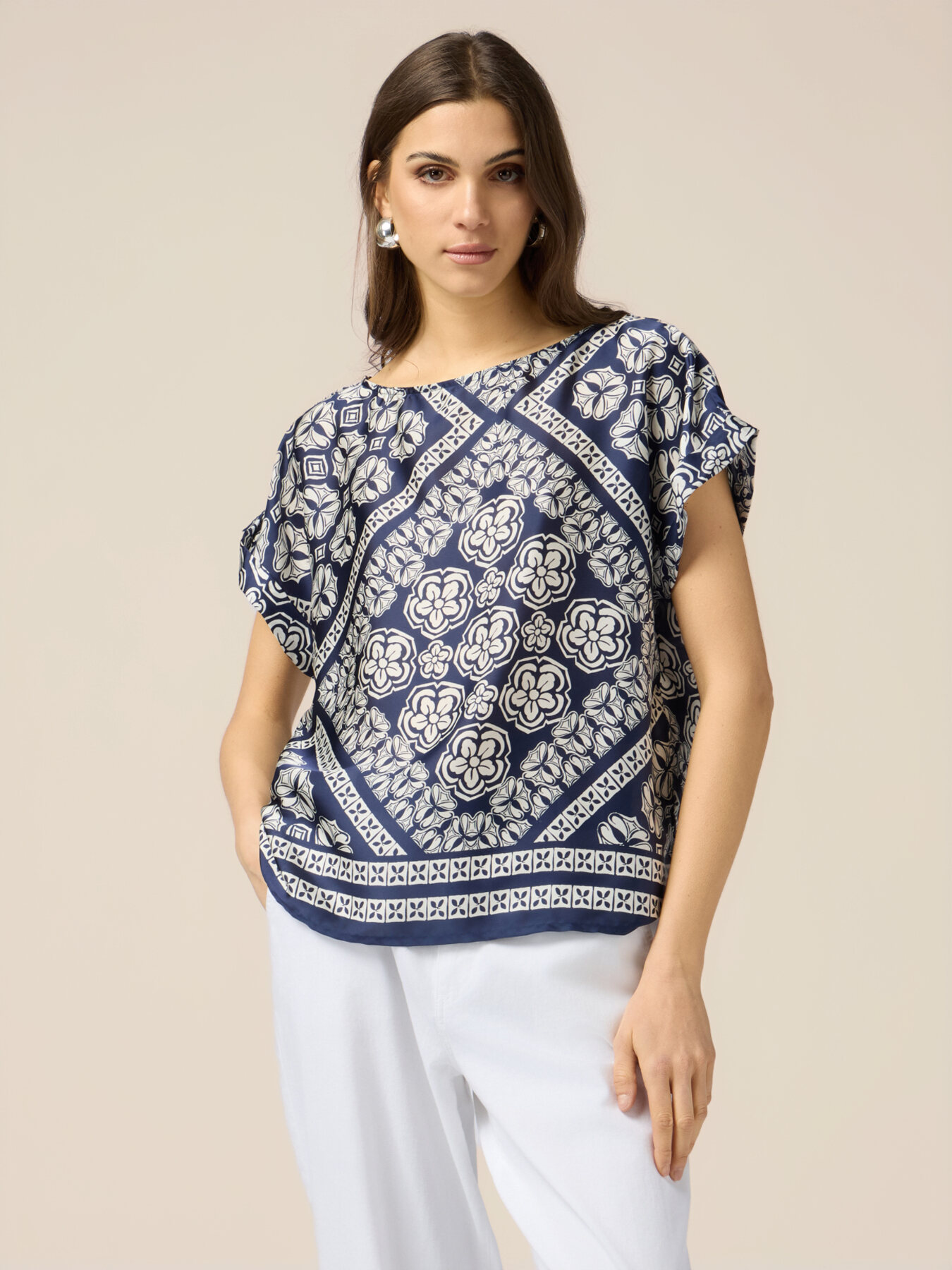 Patterned satin blouse image number 0