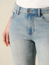 Jeans cropped flare con cristales image number 2