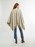 Poncho de tejido de espiga image number 1