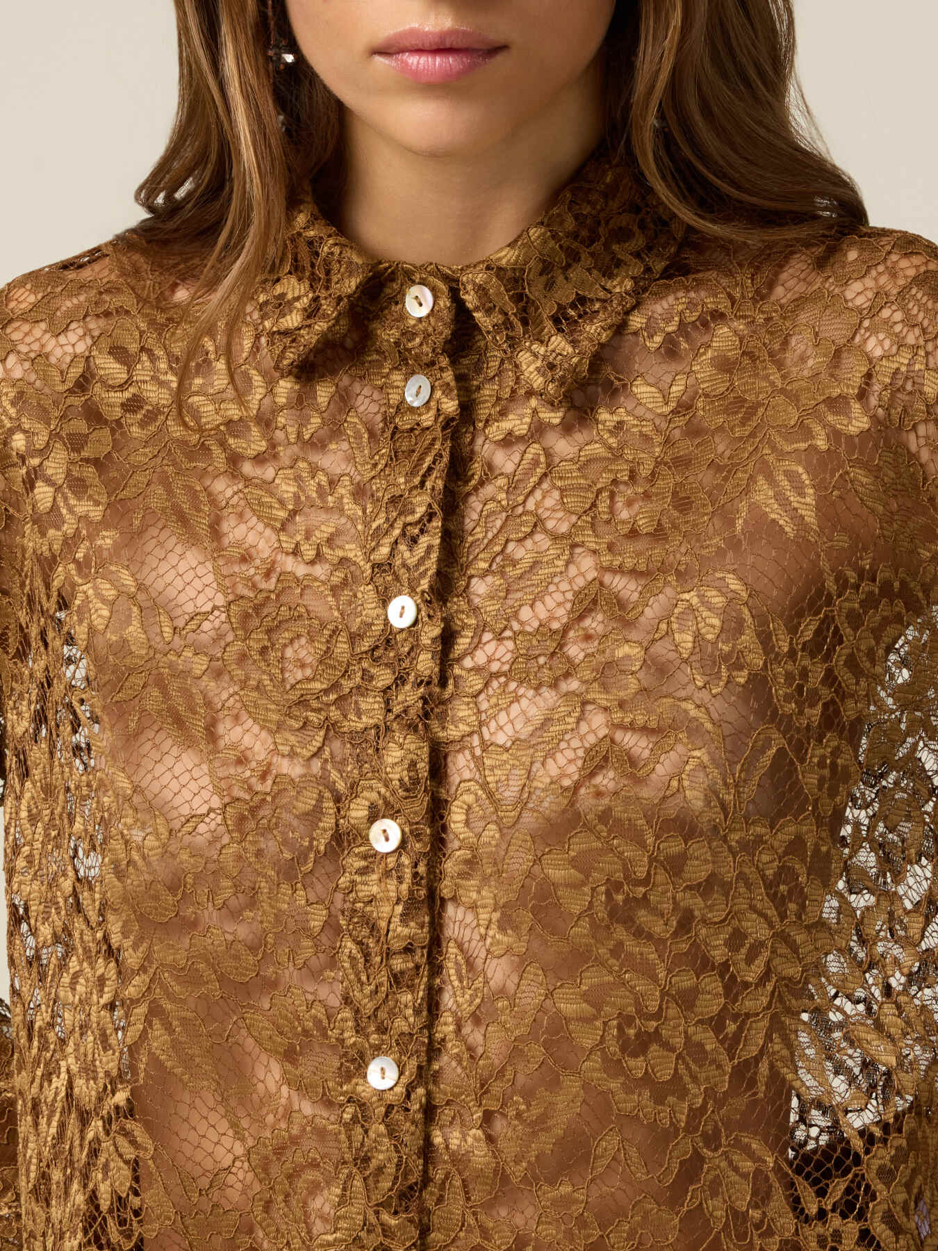 Lace shirt with scalloped edge image number 2