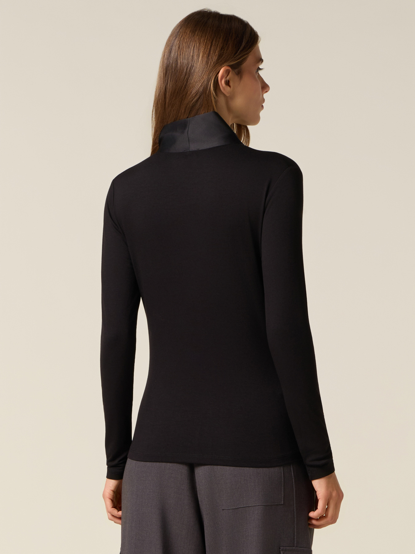 T-shirt con fusciacca in raso image number 1