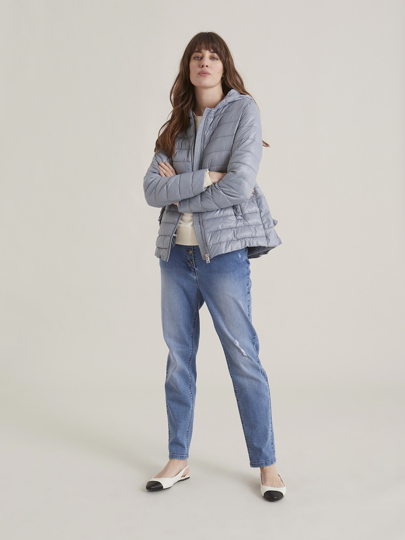 Lightweight down jacket with ruffles on the back image number 1