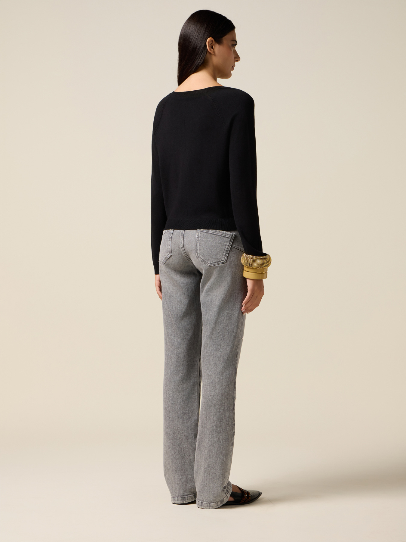 V-neck cardigan in viscose blend image number 1