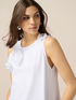 Top in jersey con applicazioni floreali image number 2