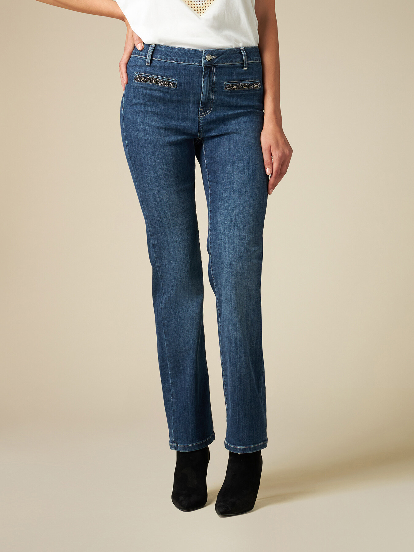 Jeans regular eco-friendly con ricamo gioiello image number 3