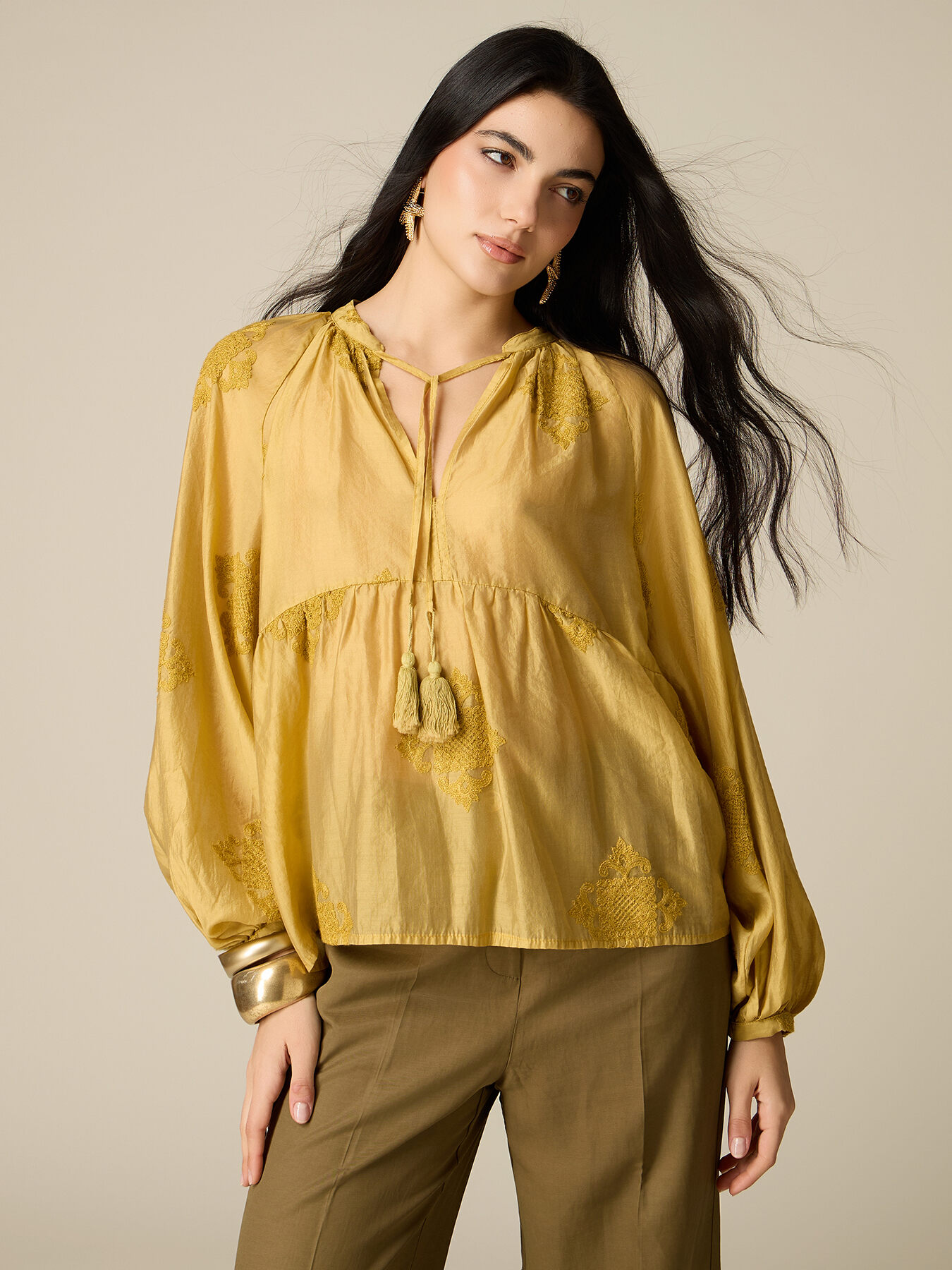 Blusa misto lyocell con ricami image number 1