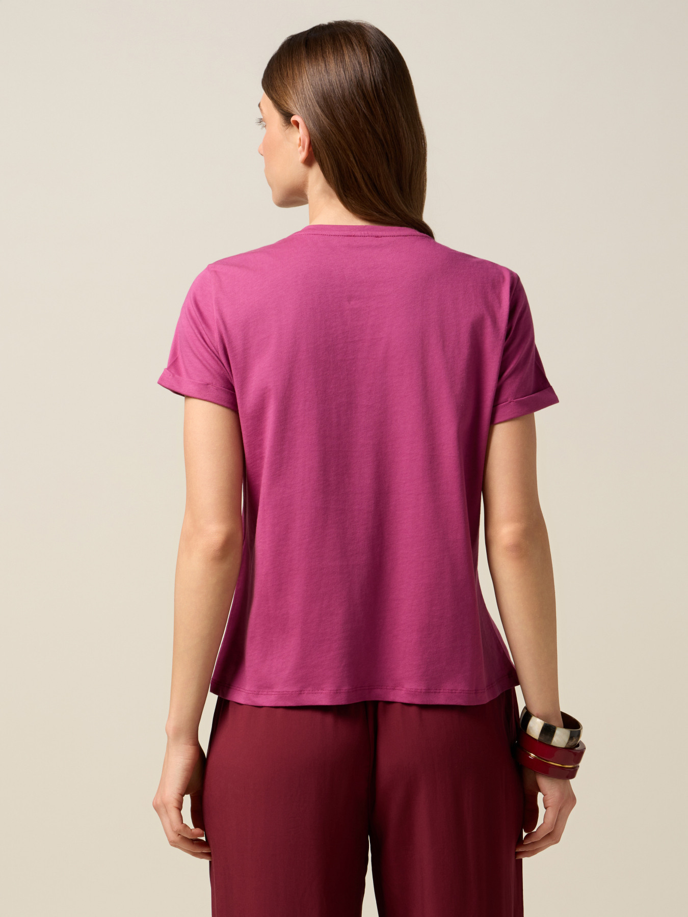 T-shirt con ricamo in pietre colorate image number 1