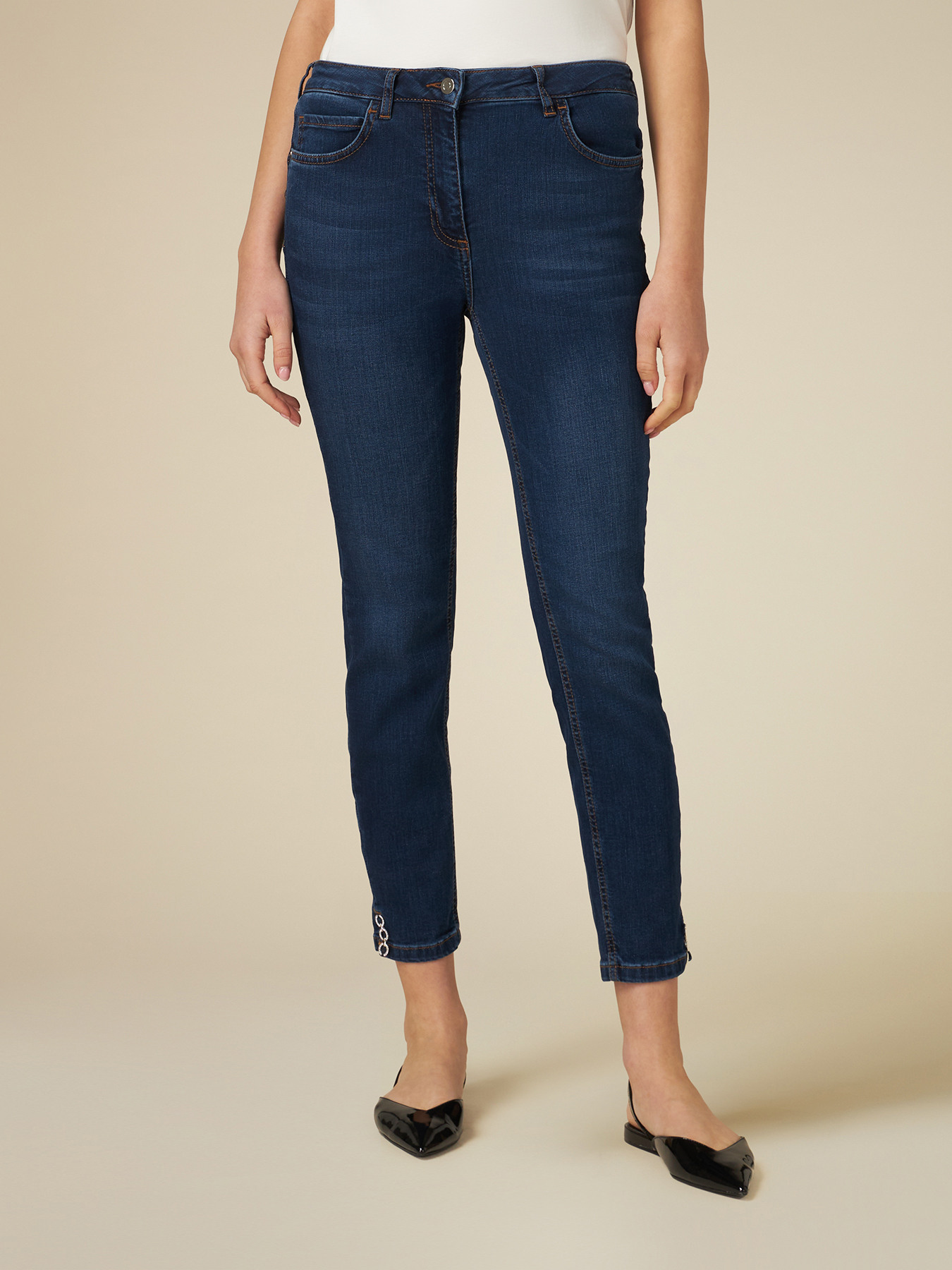 Umweltfreundliche Skinny-Jeans mit Schmuckdetail image number 3