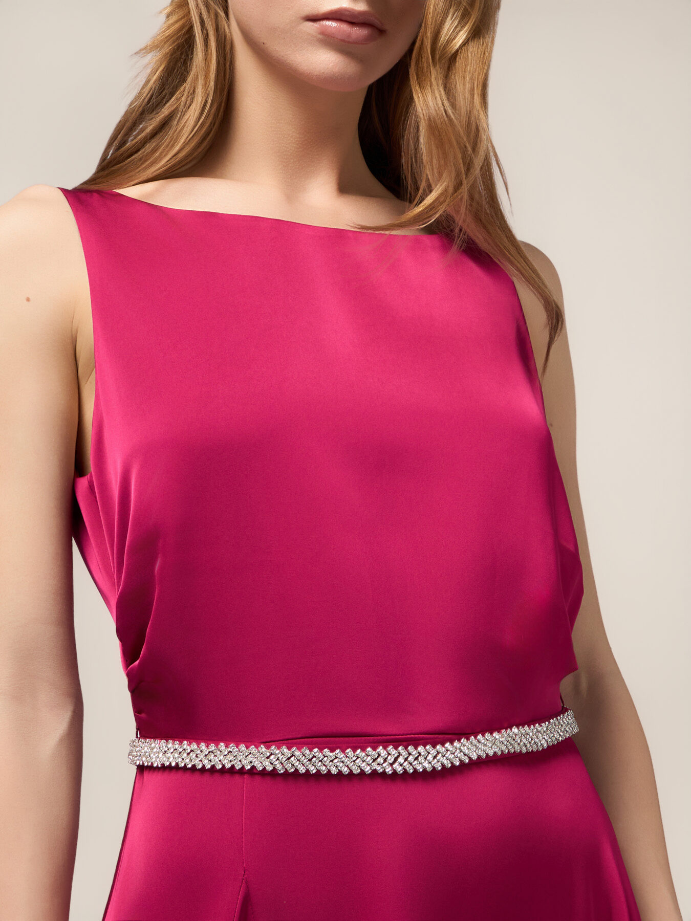 Vestito lungo in raso con cintura gioiello image number 2