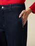 Jeans boyfit rinse con dettaglio di strass image number 2