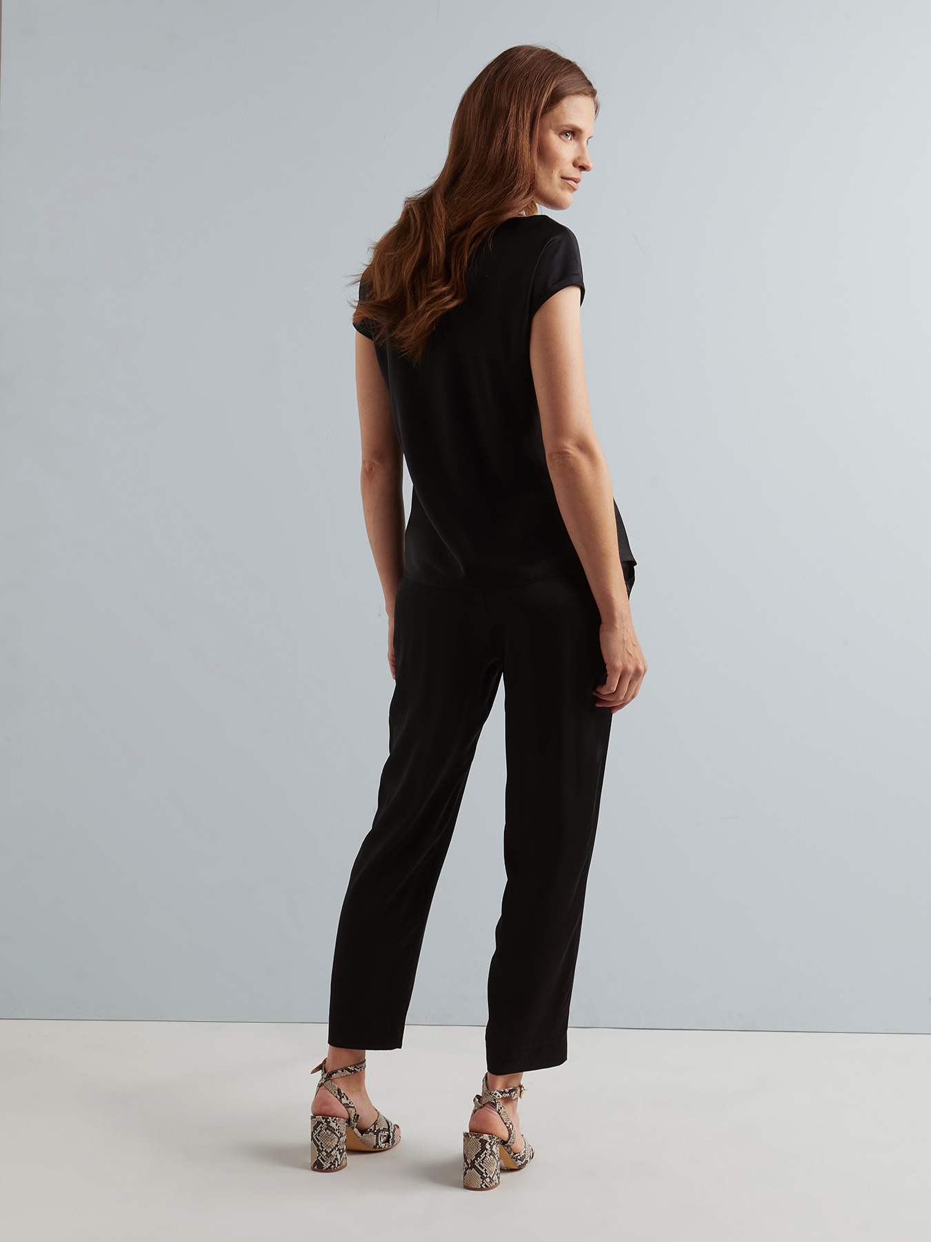 Joggers Dubai in raso image number 1