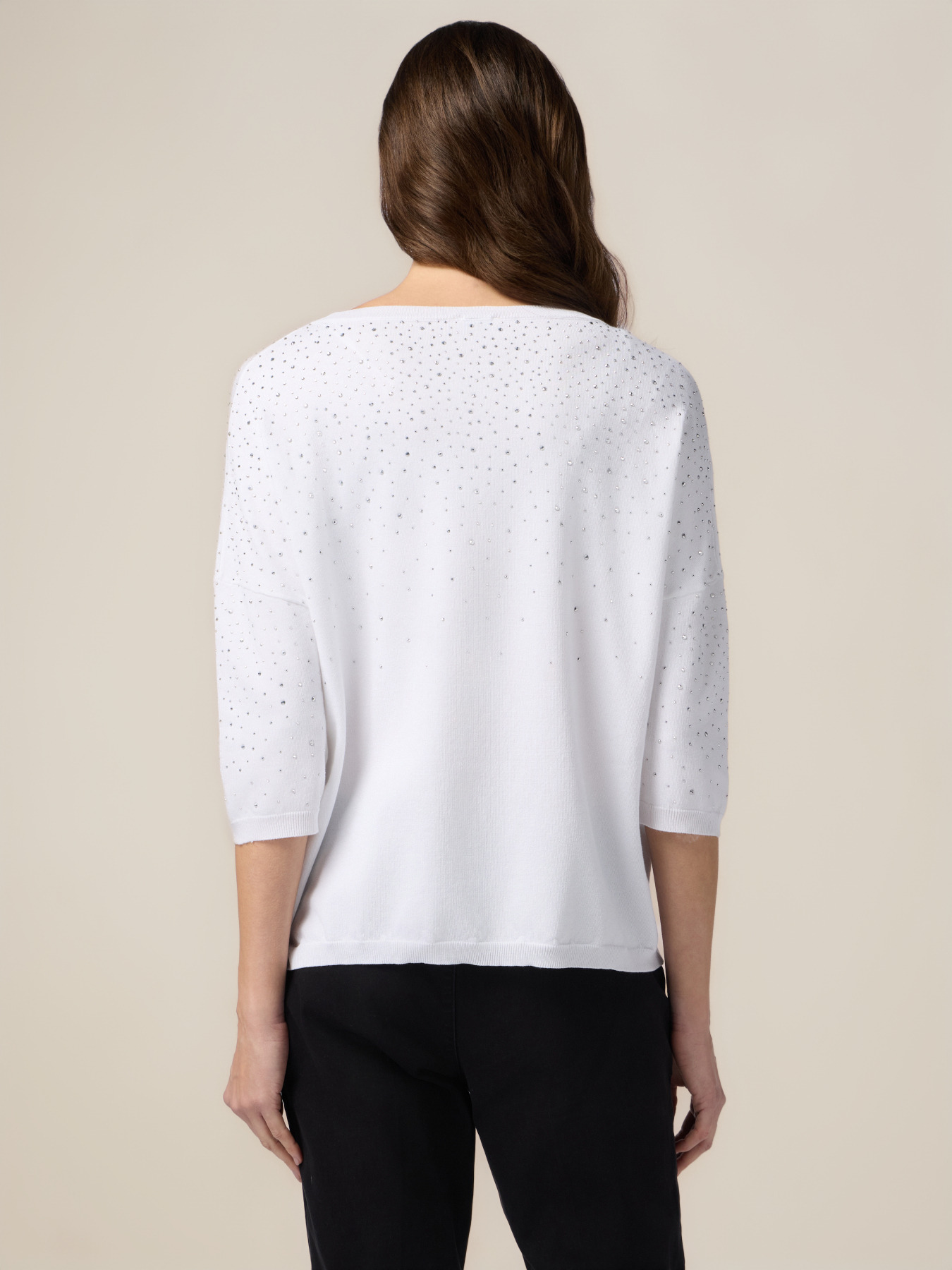 Pull avec une pluie de petits clous/strass image number 1