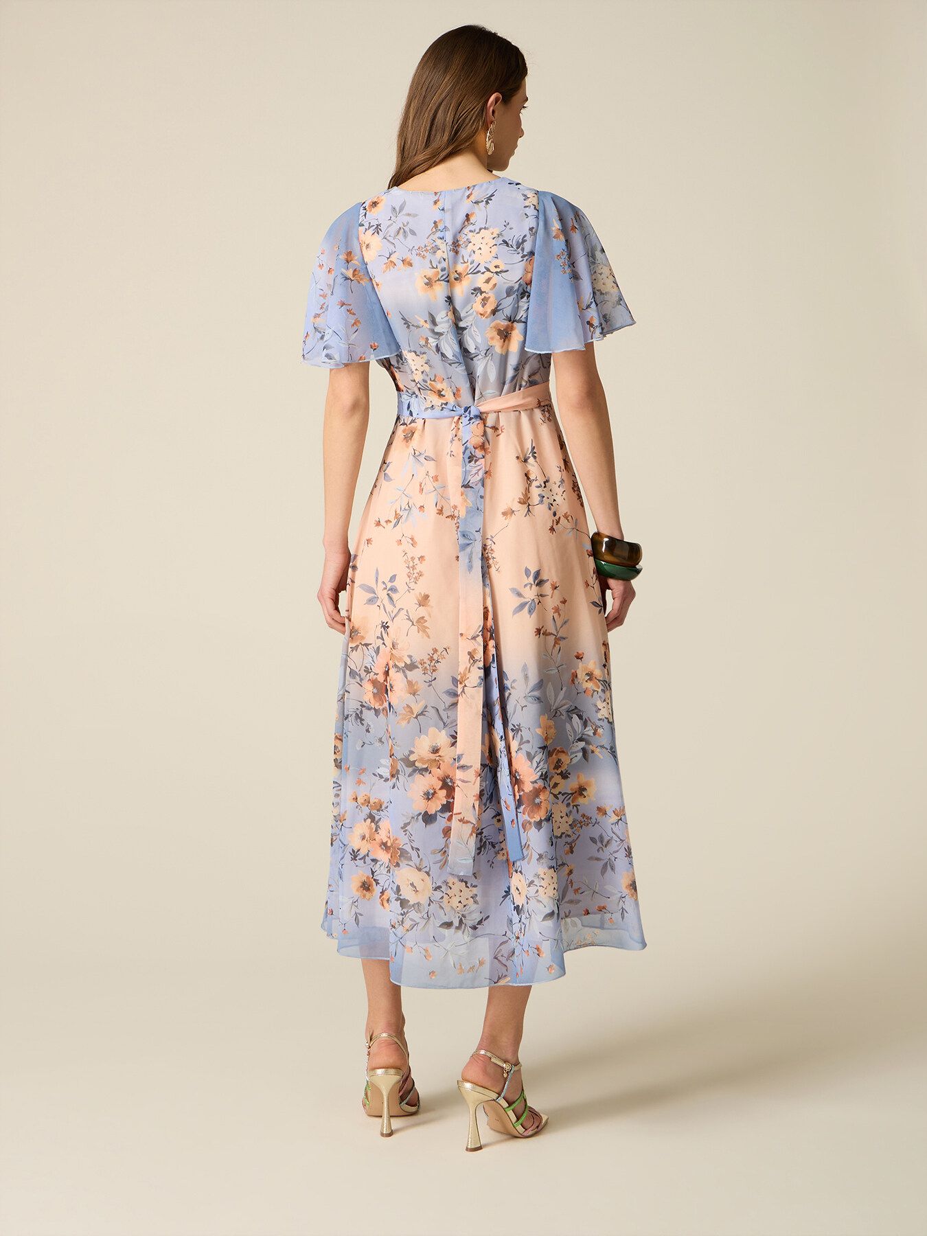 Robe &eacute;vas&eacute;e en georgette &agrave; motifs image number 1