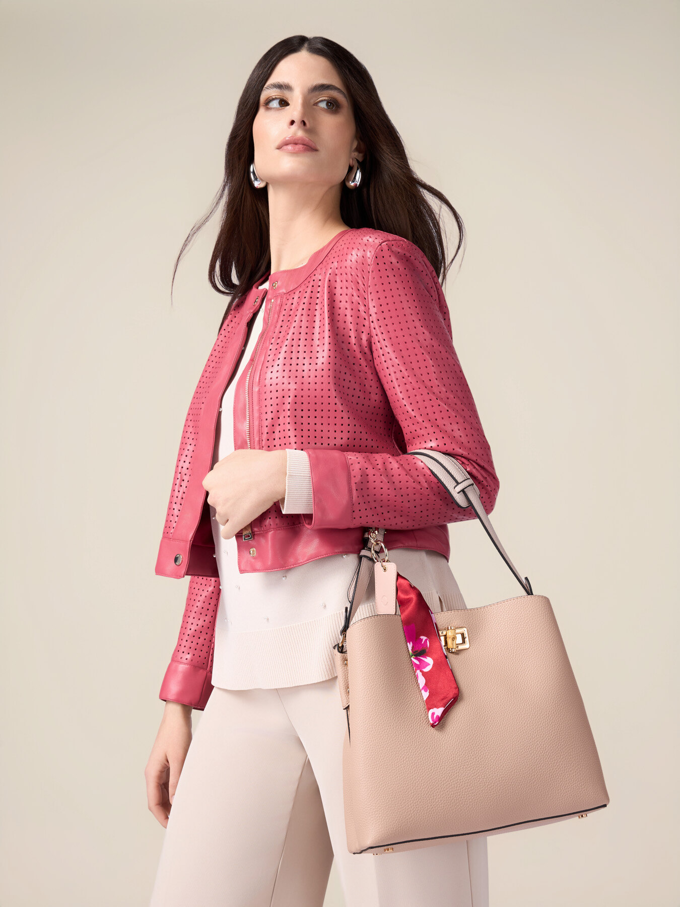 Short perforated jacket image number 3