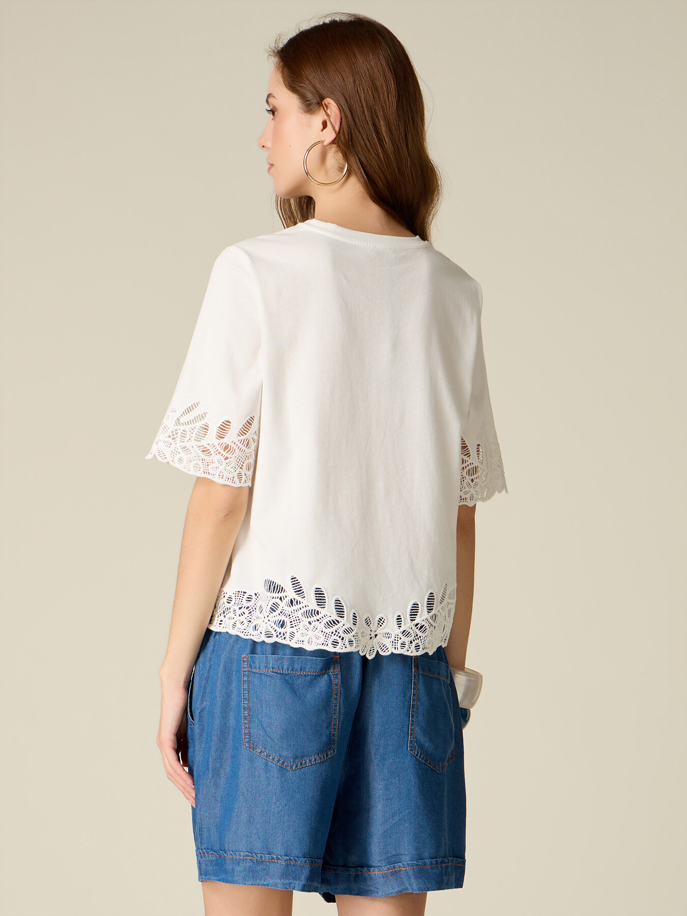 T-shirt en coton avec d&eacute;tails en macram&eacute; image number 1