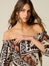 Blusa off-shoulders de muselina estampada image number 2