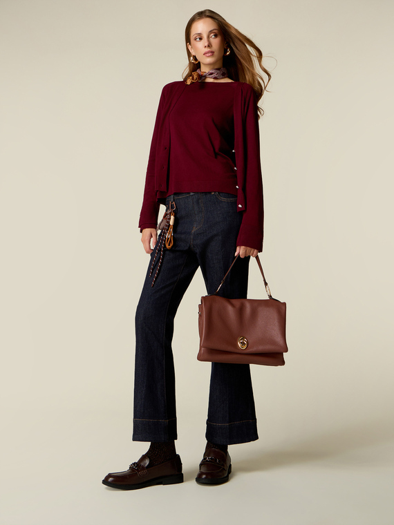 Jeans mit ausgestelltem Bein und Charm