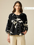 Gemusterte Bluse aus umweltfreundlicher Baumwolle mit Brosche image number 0