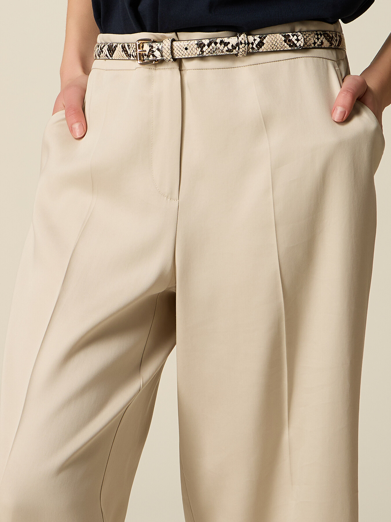 Slim reptile-effect belt image number 0