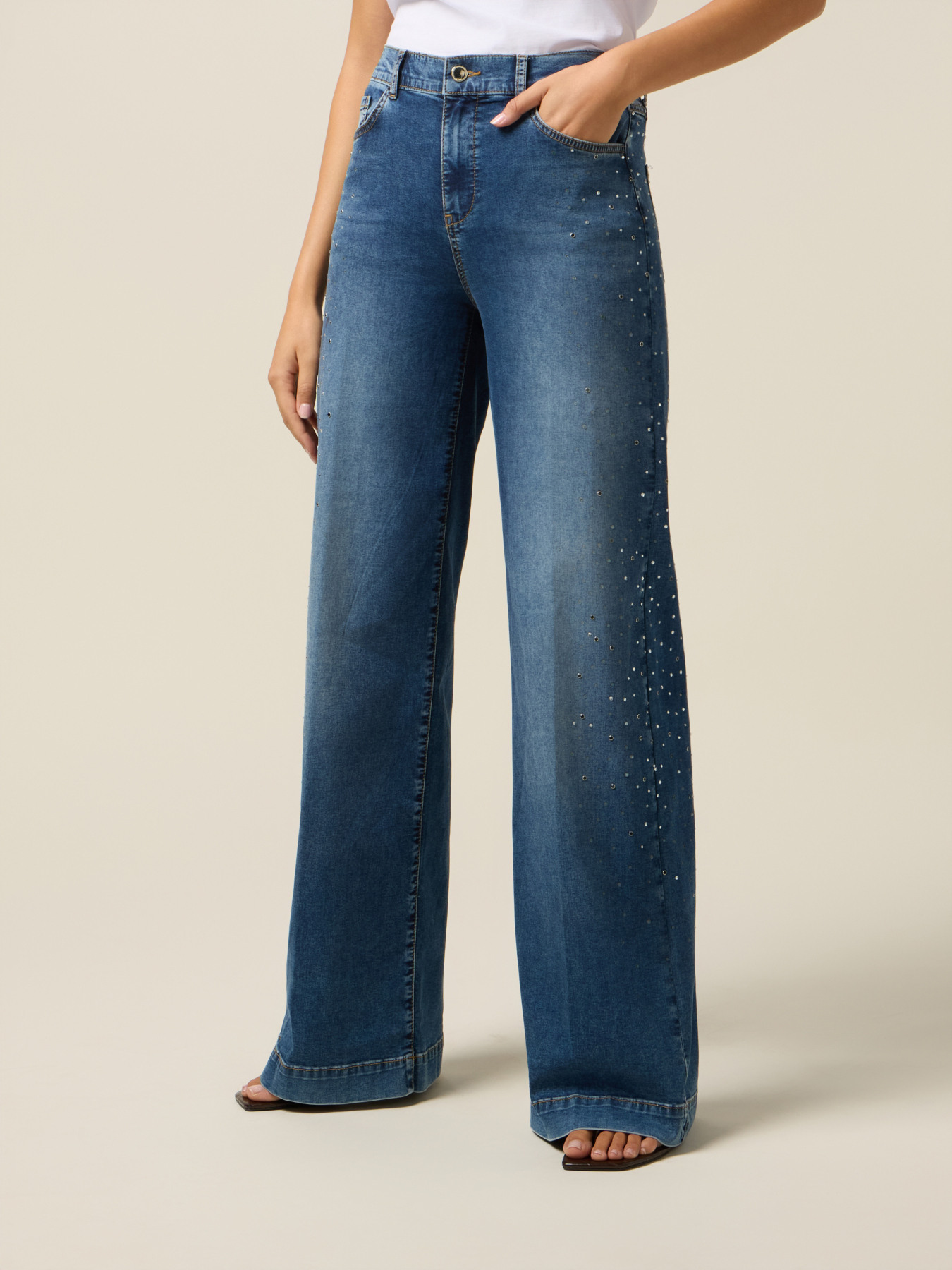 Wide-leg jeans with crystals image number 3