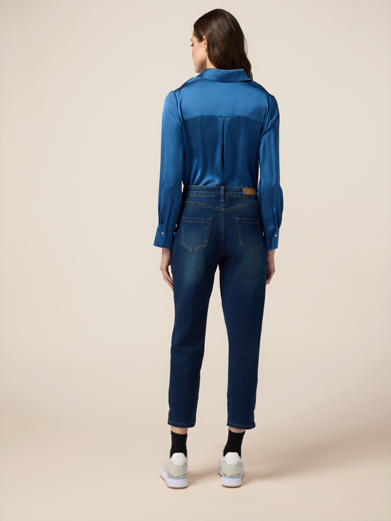 Boyslim-Jeans mit Schmuckdetails image number 1