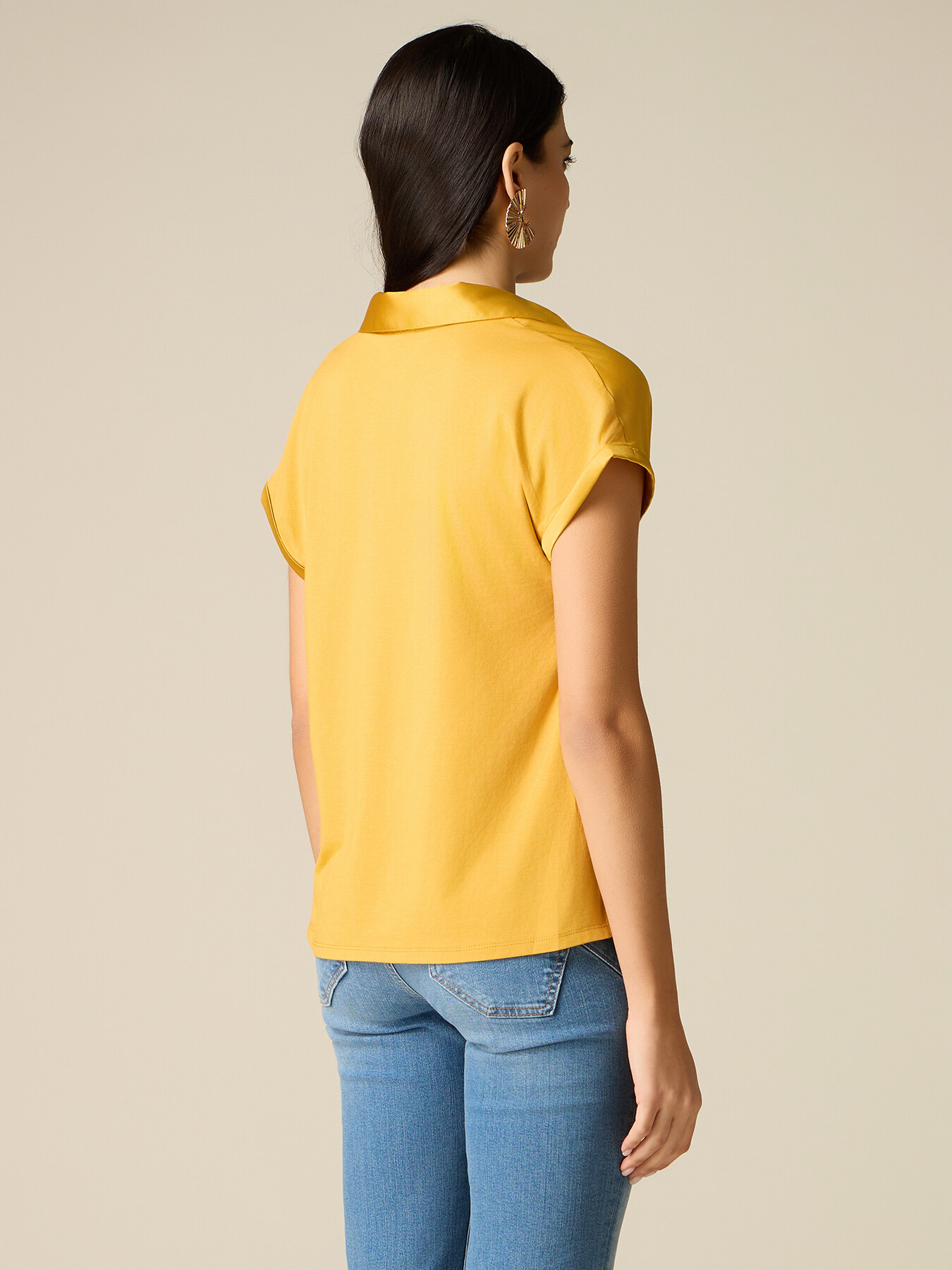 Camiseta bimat&eacute;rica con escote en V image number 1