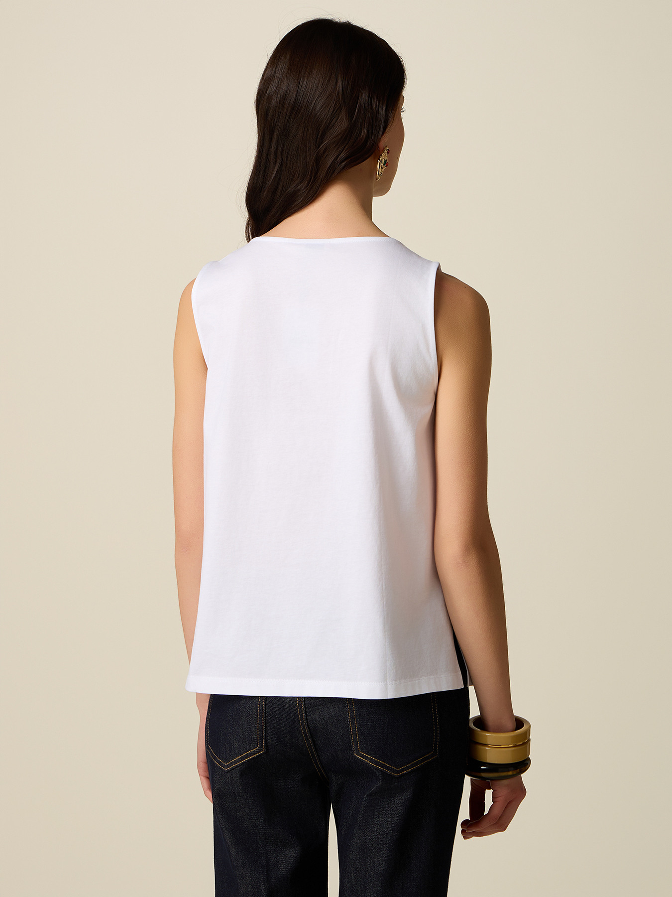 Top en coton avec applications florales image number 1